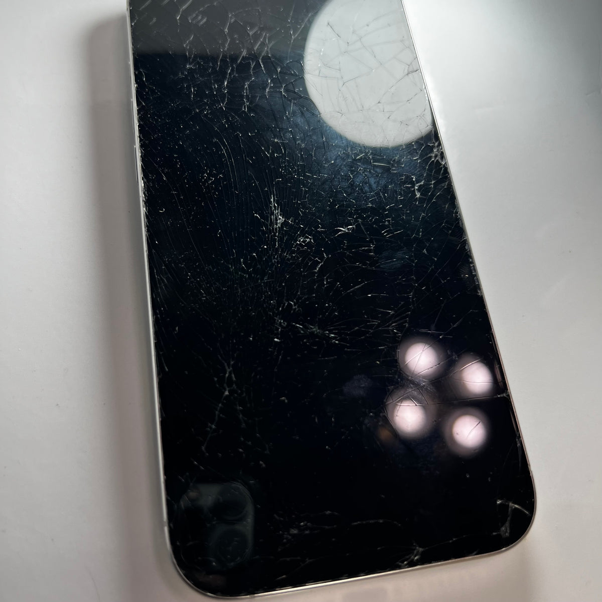 iPhone 16 Pro Max 256GB - White Titanium